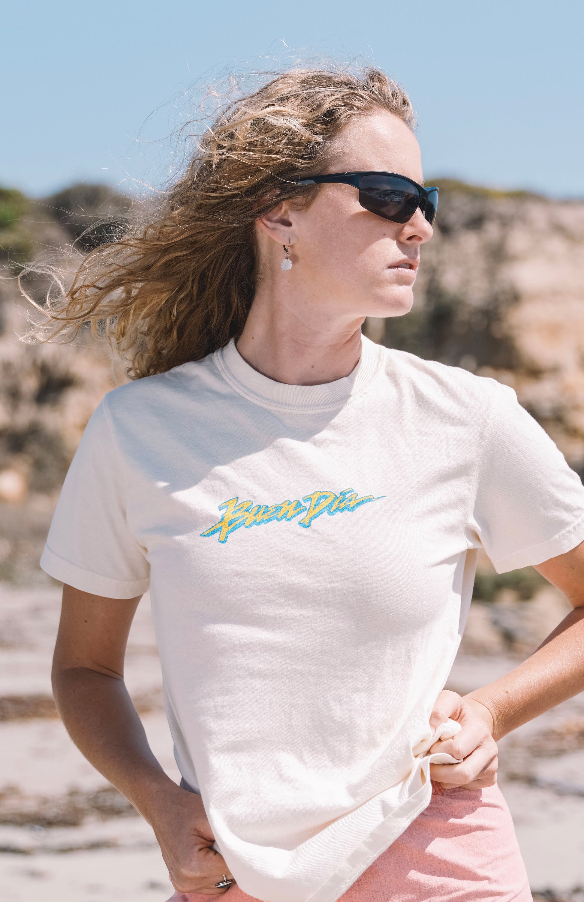 RETRO T-SHIRT IN ELECTRIC BLUE