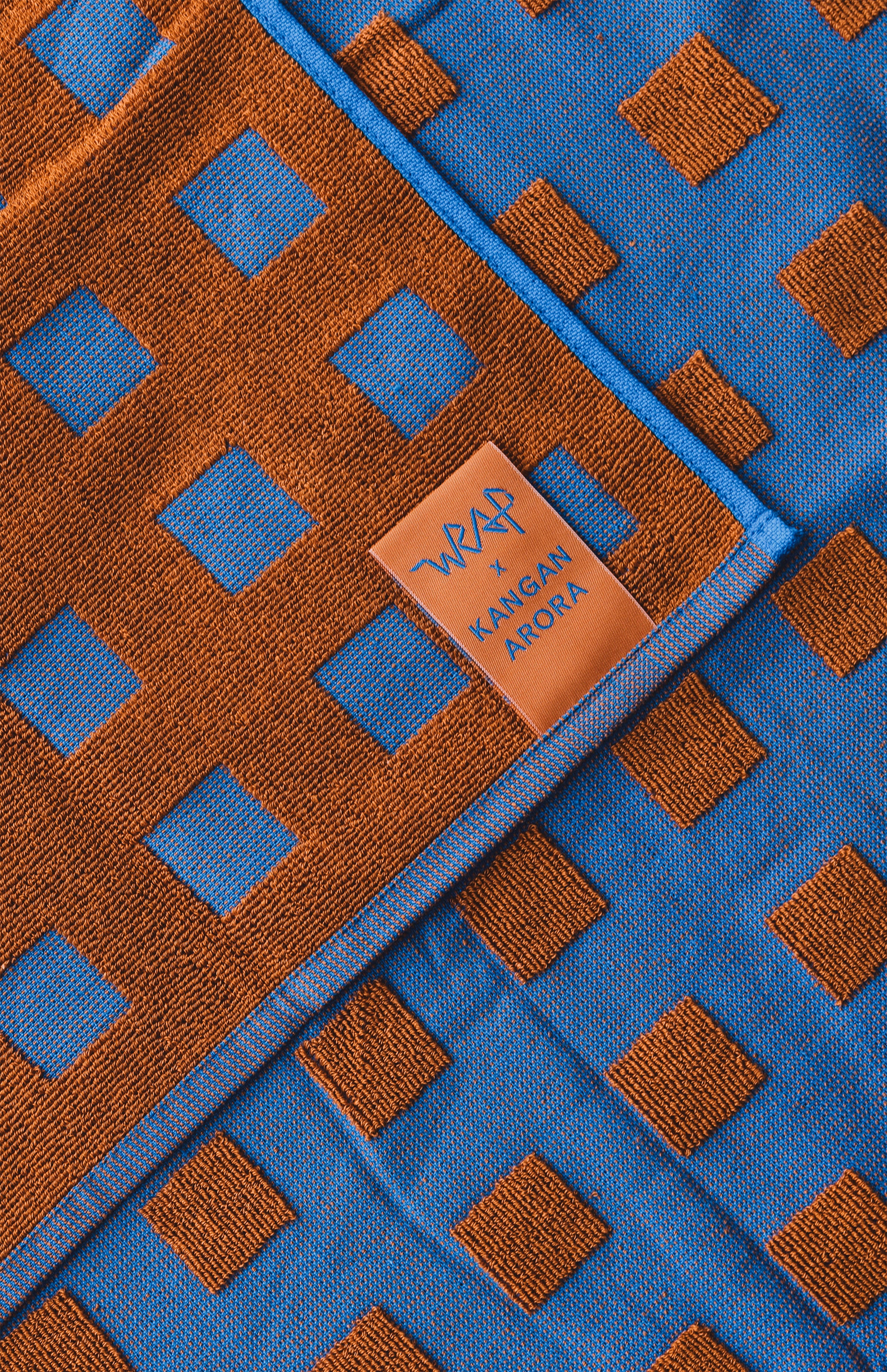 CHECKERED TERRY TEA TOWEL IN BLUE