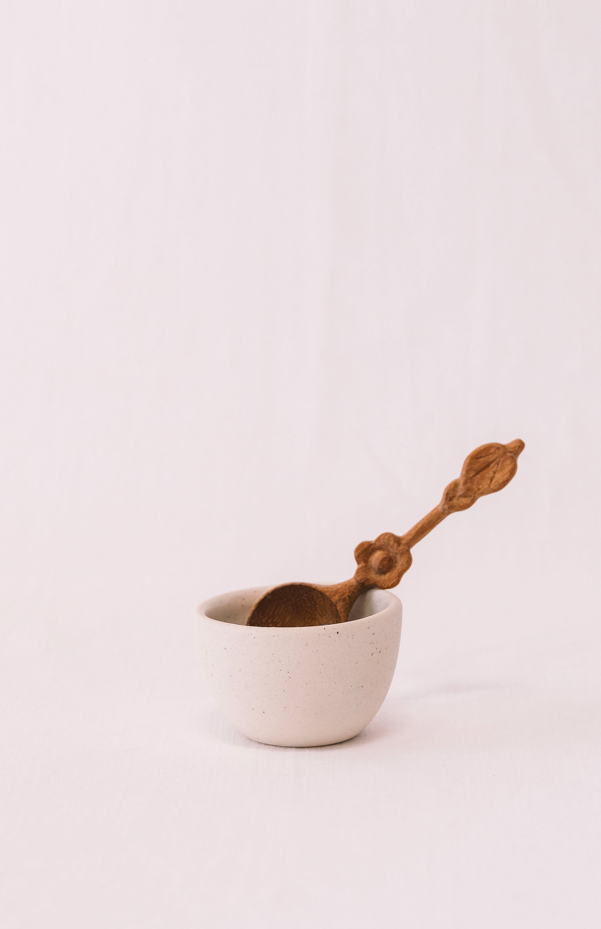 FLOWER HANDLE WOODEN SPOON