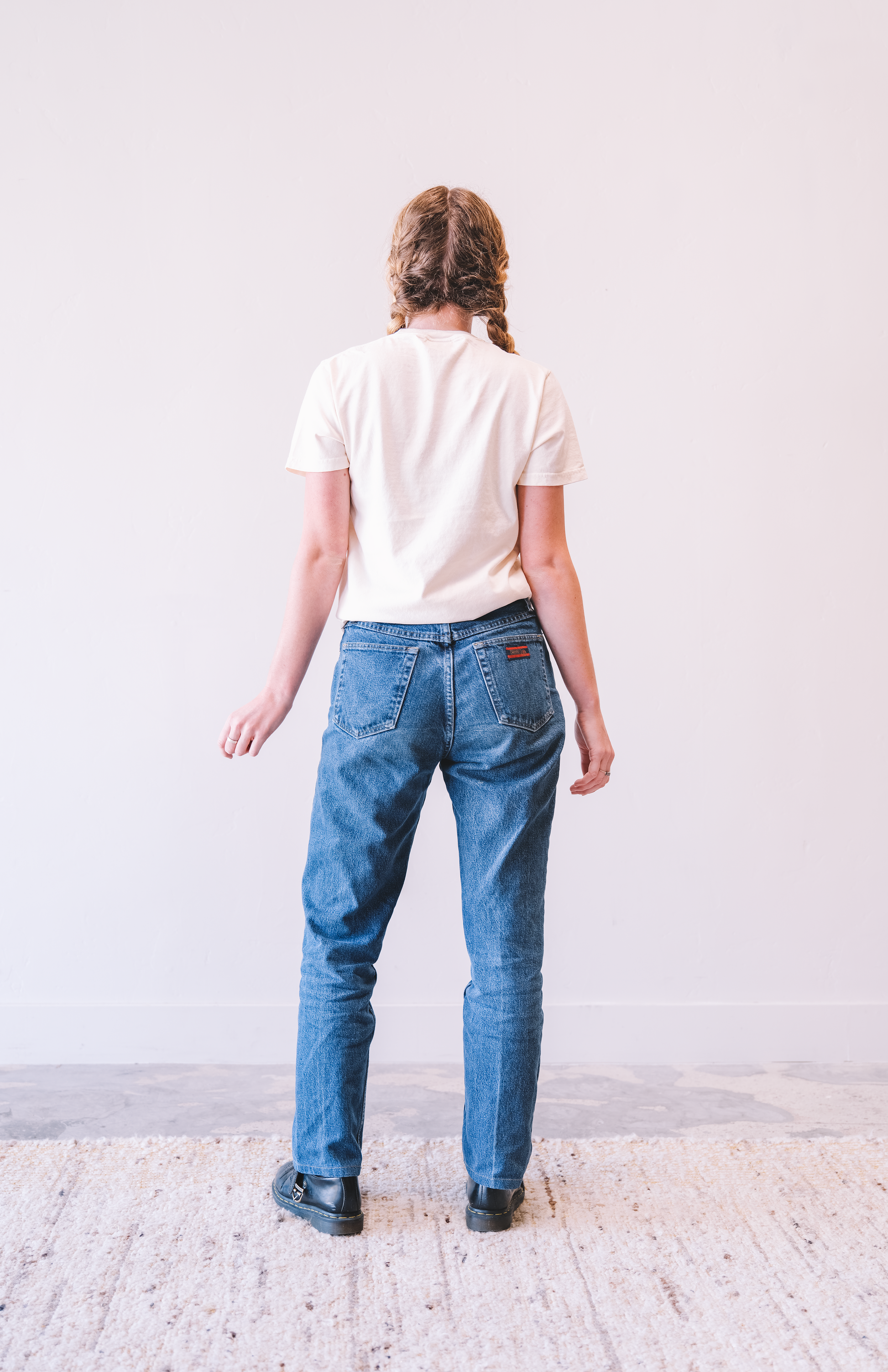 I HEART SLO T-SHIRT IN CREAM