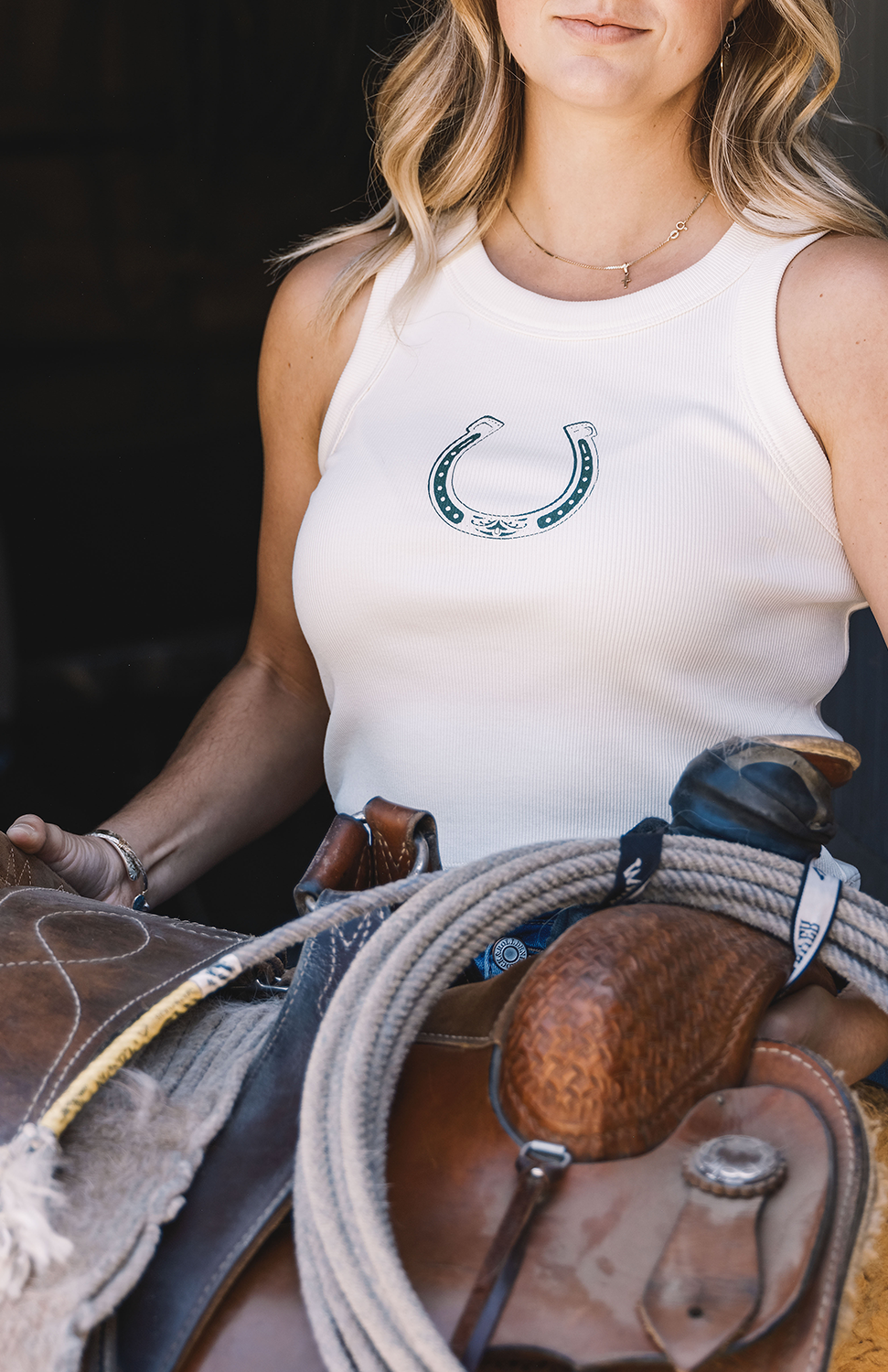 GOOD LUCK HORSESHOE TANK