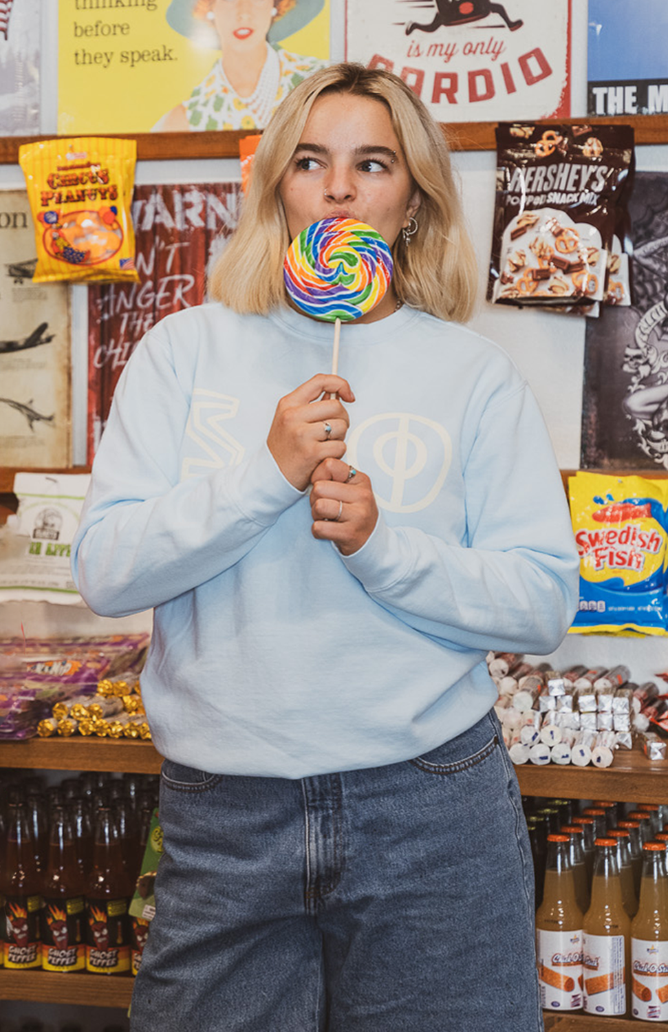 SLO SWEATSHIRT IN BABY BLUE