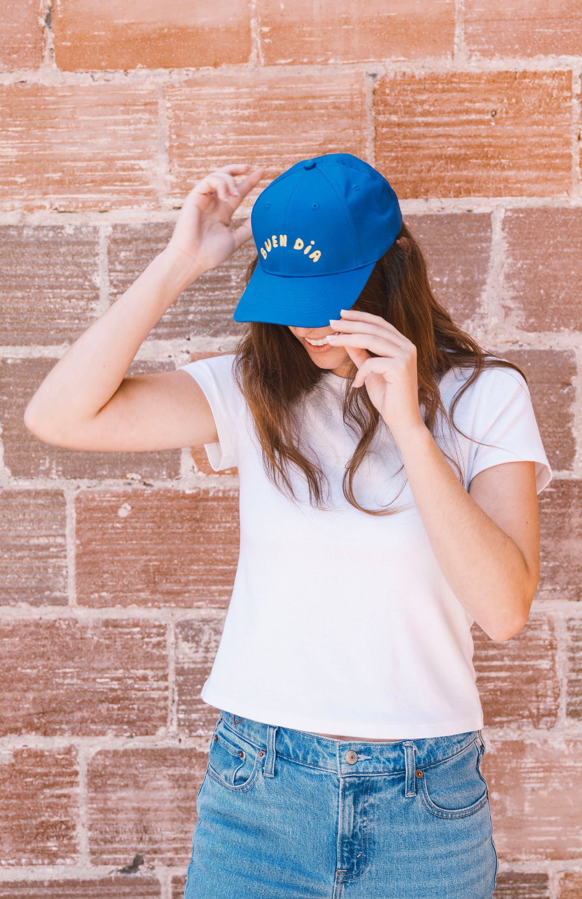 BUEN DIA HAT IN BLUE