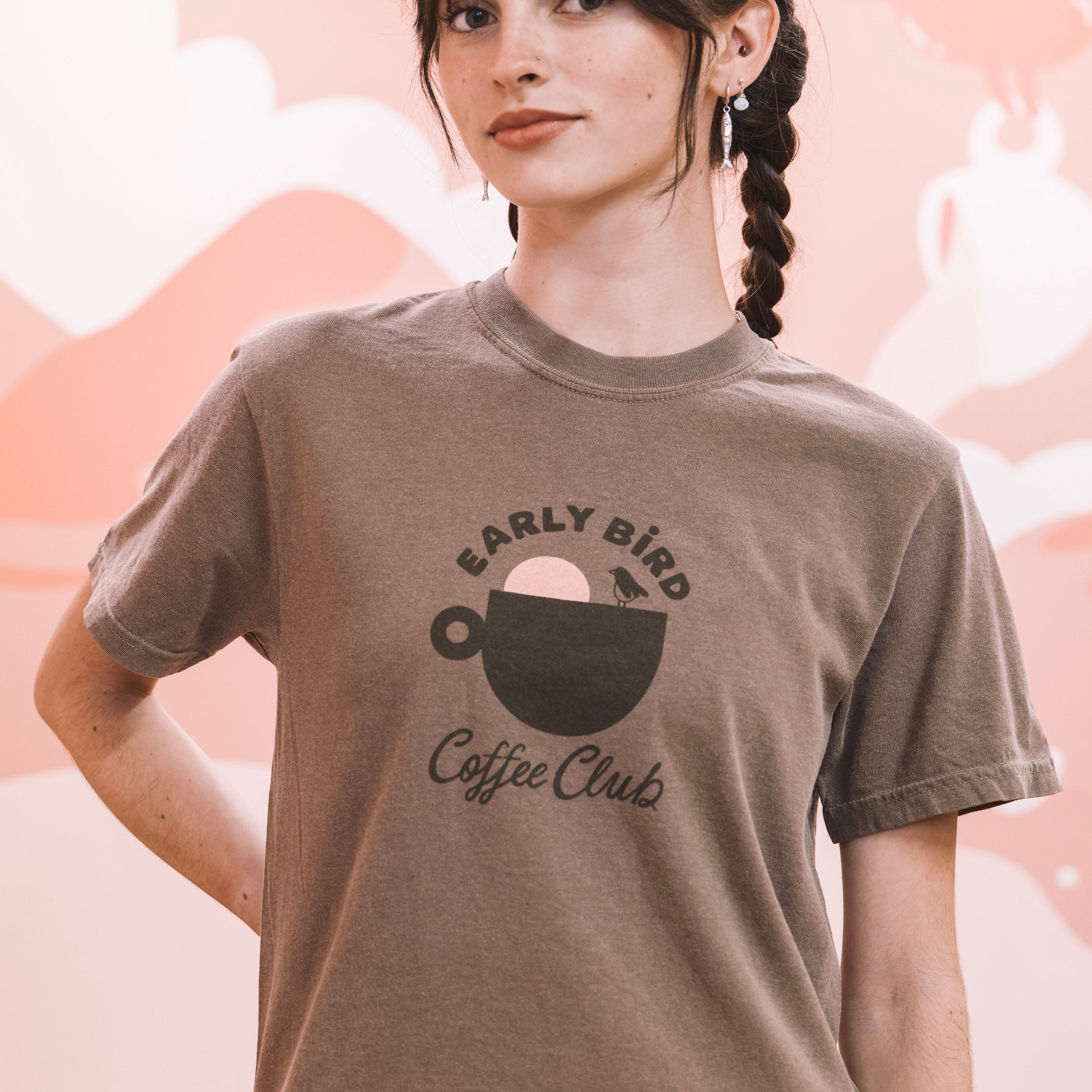 EARLY BIRD COFFEE CLUB T-SHIRT - BROWN