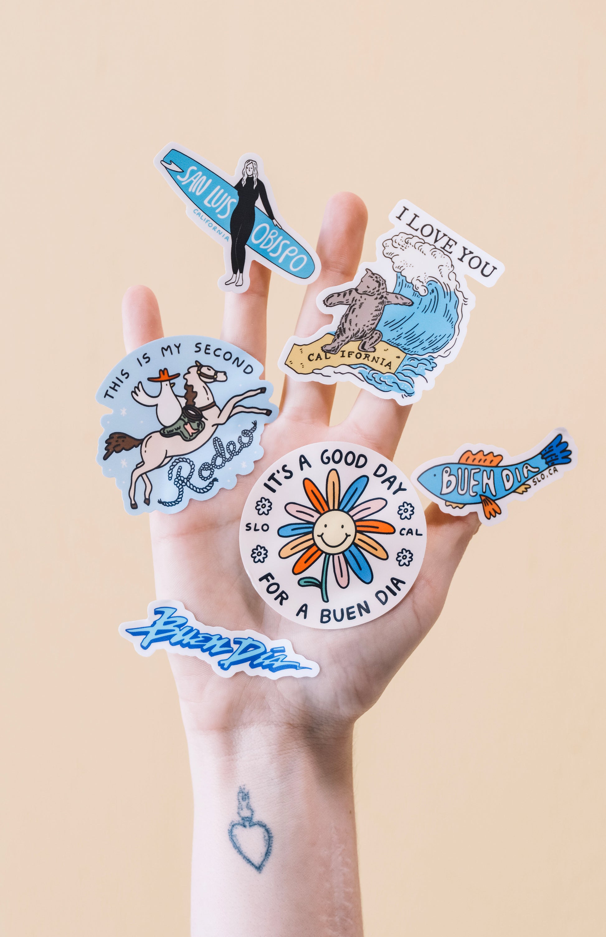 BUEN DIA RETRO STICKER IN BLUE
